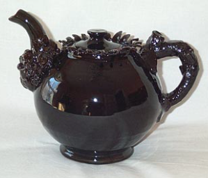 Redware Teapot, Black